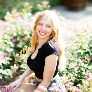 Meet your Posher, Kayla